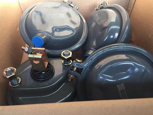 18 Wheeler Brake Chamber Trailer Spare Parts Brake Chambers For Semi Trucks