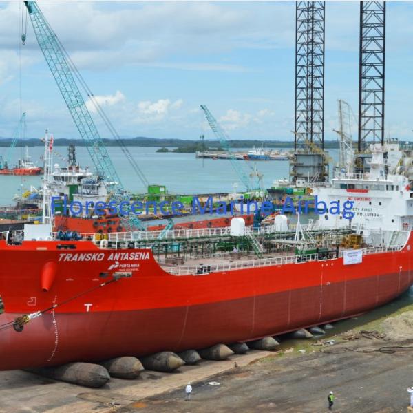 Florescence Marine Ship Launching Airbag Black Color