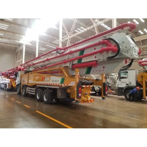 тележка конкретного насоса урожайности  HB62K 62m 8x4 170m3/H с шасси Benz