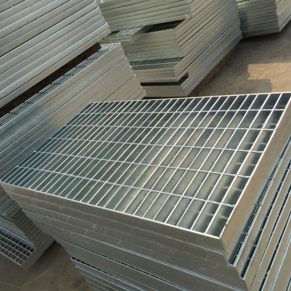 Stainless Fence Galvanized Steel Grating Drainage Channel Serrated Bar