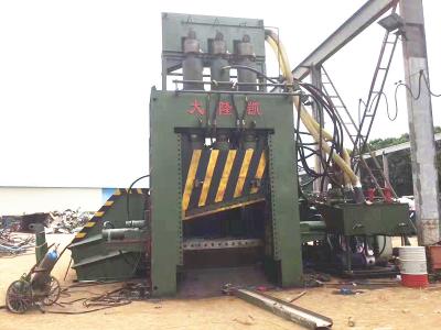 A tesoura móvel da sucata do metal hidráulico simples do controle para a sucata embarca 10 - 15 toneladas