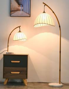 Rétro lampadaire en bambou chinois pour la lampe de chevet homestayliving d'