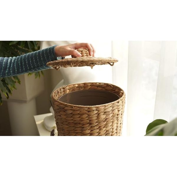 Wicker Waste Basket - Water Hyacinth Bathroom Garbage Can With A Lid - Bathroom Trash Can Boho Style - Wicker Trash Can With Lid For Household, Kitchen - Removable Liner, Iron Frame