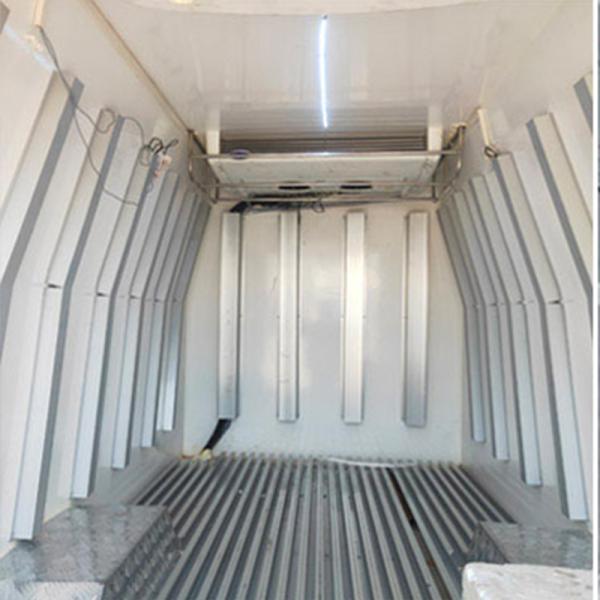 CLW5041XLCNJ6 Electric Refrigerated Truck 3000kg Electric Freezer Van