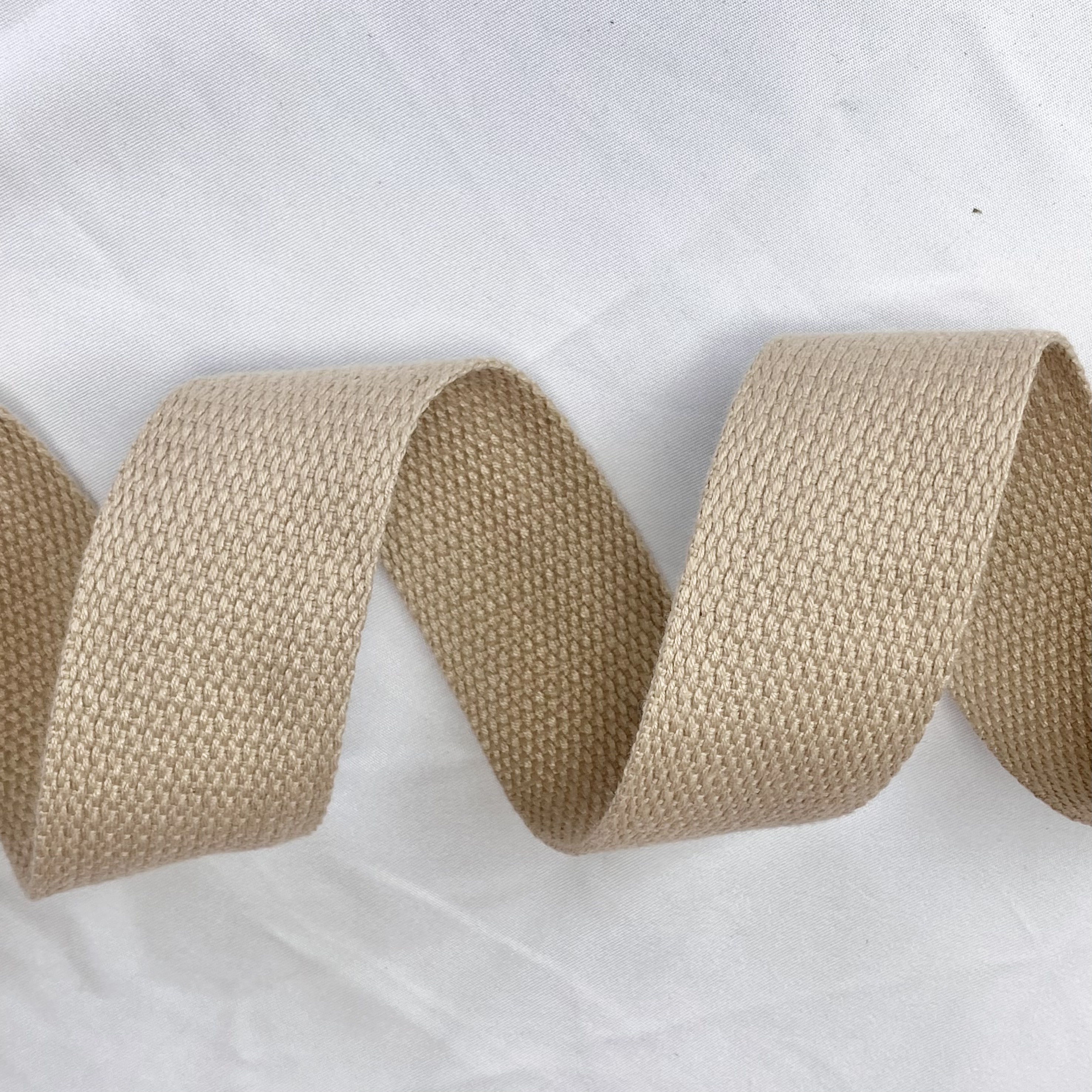 Soft bead Polyester-cotton webbing in a variety of colors Dupont Tote bag strap Textiles