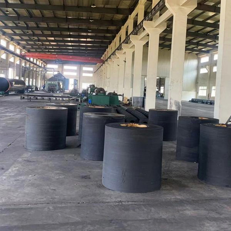 Heavy Duty Impact Resistance Wear Resistant Cylindrical Marine Fenders for Efficient Impact Absorption