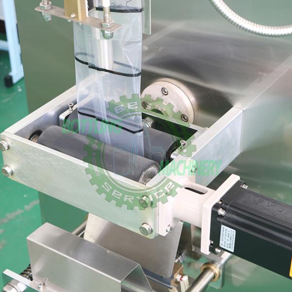 Composite Film Juice Milk Beverage Liquid Pouch Sachet Packing Machine