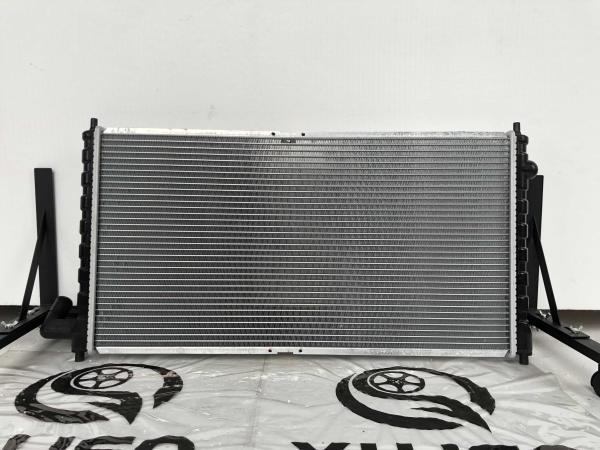 A13-1301110BA Automotive Cooling Systems Car Radiator Water Tank For CHERY A13