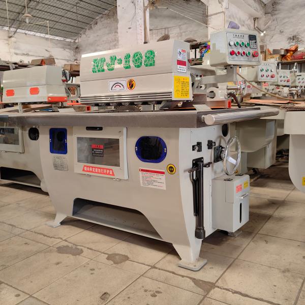 Straight Line Rip Saw for Wood Cutting in Automatic Longitudinal Circular Saw Machine