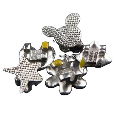 Grade médical en acier inoxydable Mini Roth MBT.022/.018 Crochet sur le support de support de dessin animé pour le traitement orthodontique 20 unités/ensemble