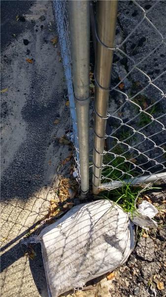 chain link temporary construction fence panels 6FT X 10F Mesh 2 3/8  x 2 3/8 ( 60mm x 60mm ) x 12 gauge wire