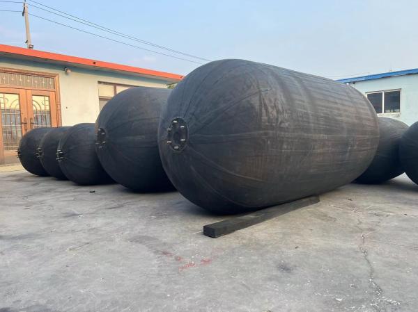 Yokohama Marine Fenders Borracha e SS Boa resistência à corrosão para embarcações e docas marítimas
