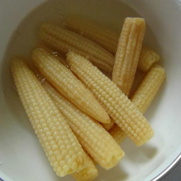 Sour Flavor Canned Vegetables , Steamed Canned Fresh Baby Corn Whole / Cut