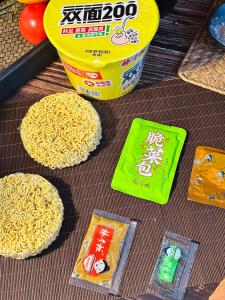 インスタントラーメン調理方法 沸騰水と味 ゴールデンスープ 牛肉味 ヌードル