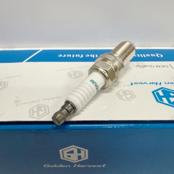 Car Spare Parts 90919-01247 FK20HR11 Denso Iridium Spark Plugs For TOYOTA Car