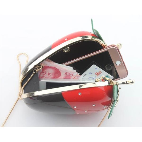 2016 spring and summer new personalized mini strawberry fruit hand shoulder bag Messenger chain acrylic Dinner