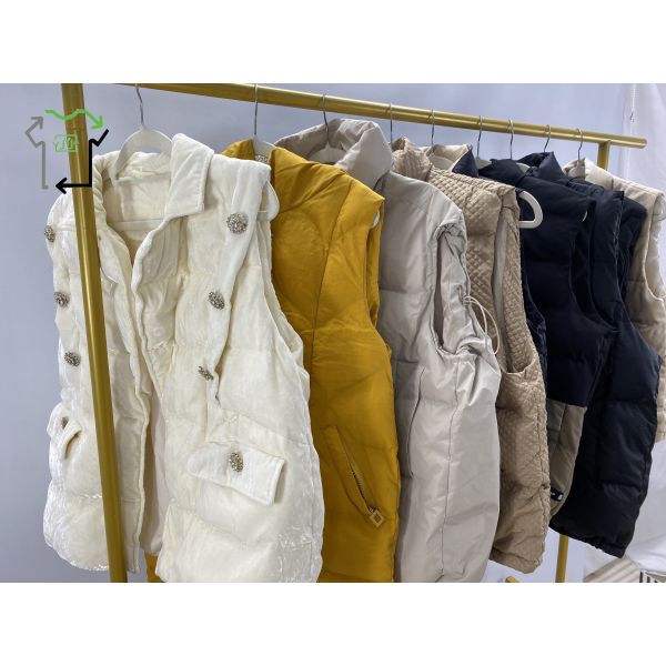 Second Hand Ladies Clothes Grade A Outdoor Warm Autumn Winter Old Clothes Slim Fit