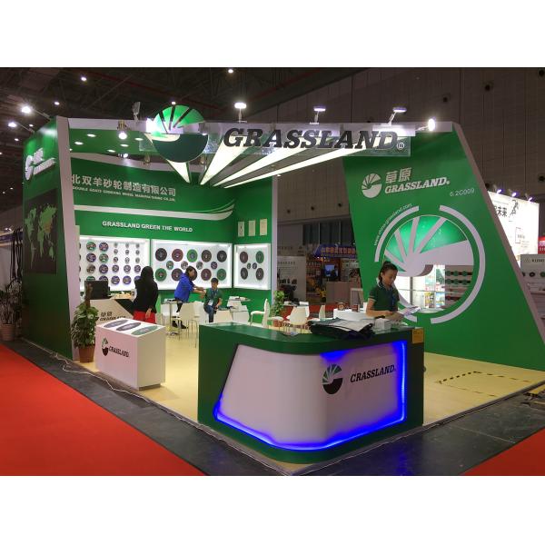 Двойные козы скрепили 12 в истирательном колесе отрезка