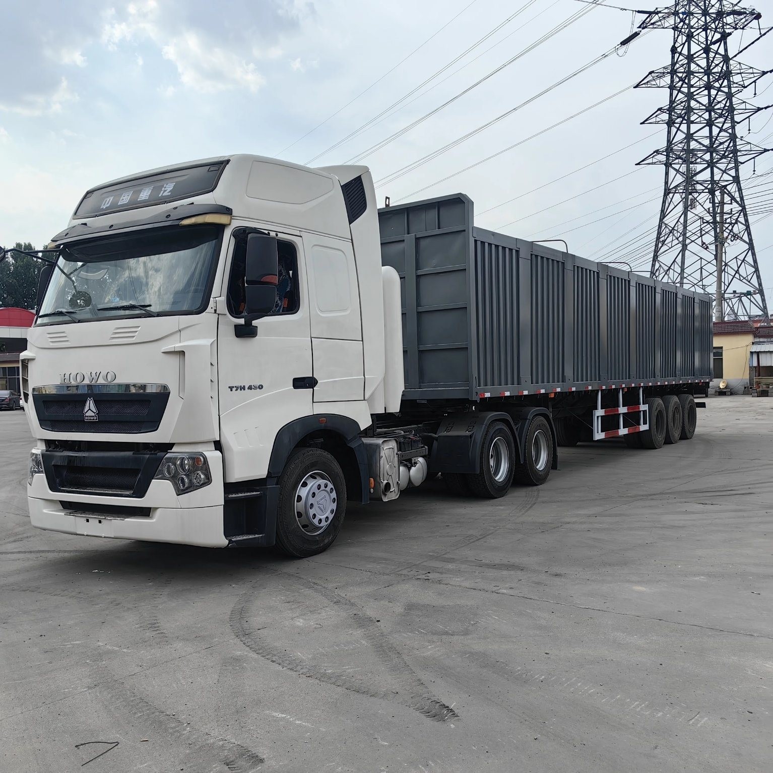 3/4 Axle Number Box Truck Half-Box Trailer with Cross Arm Type Suspension System