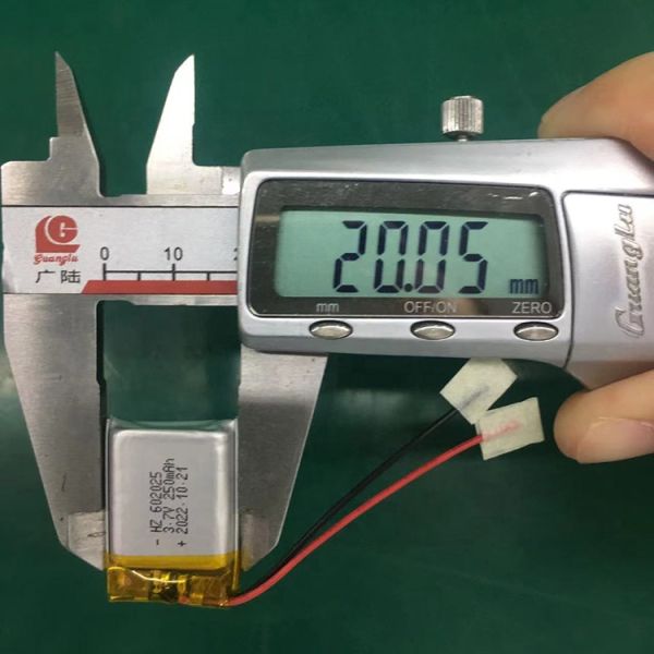 3.7V 250mAh IEC62133 CE Certified Lithium Polymer Battery with UN38.3 MSDS for Electronic Devices
