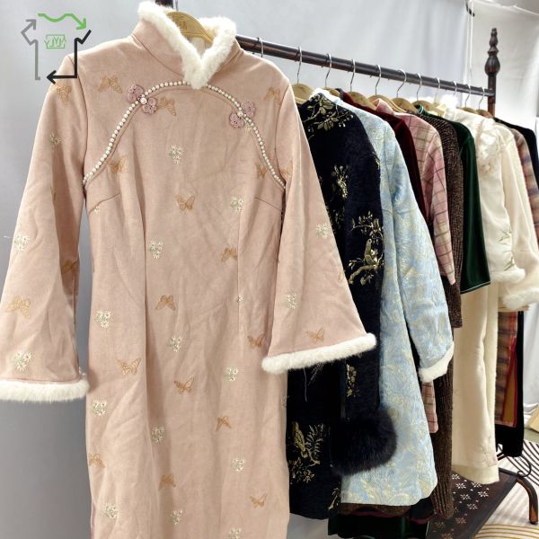 Second Hand Long Thick Cheongsam Autumn Winter Mix Styles Slimming Fashionable