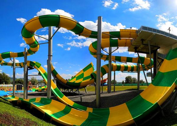 Anti - Static Water Park Slide High Mechanical Strength For Sports Park
