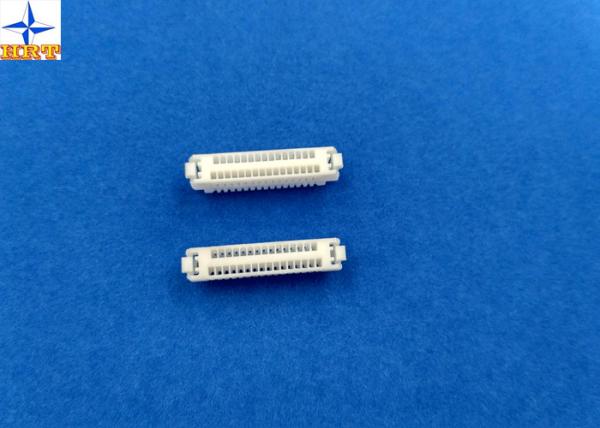White 1.00mm Pitch Wire To Board Connectors Nylon66 Female Gender SHLD