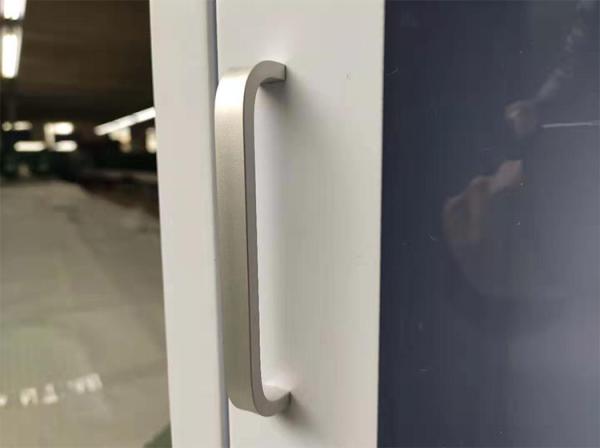 Revestimento exterior fixado na parede do pó da caixa do extintor do uso home