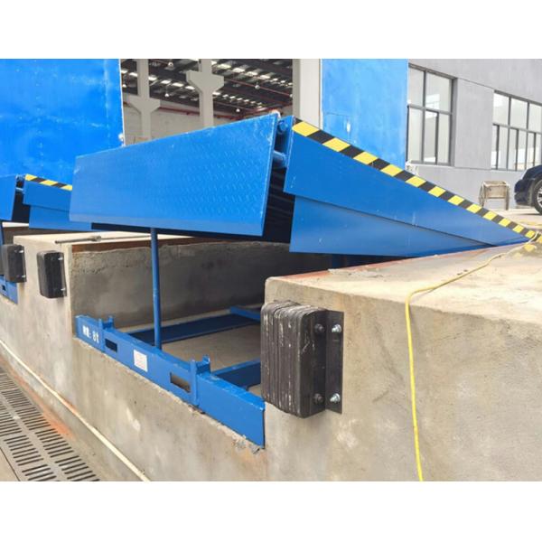 Electric Loading Dock Leveler With Enhanced Safety Features 8ton 10ton Container Stationary Boarding Bridge