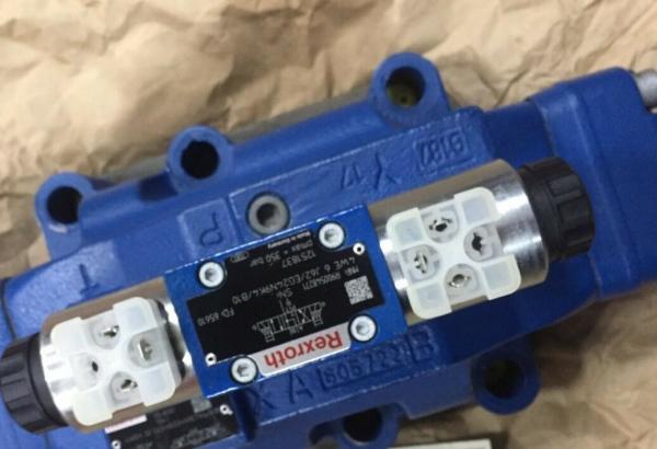 Datilografe a 4WEH32 as válvulas direcionais do carretel, piloto operadas com eletro - atuação hidráulica