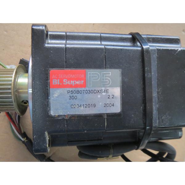Black Smt Assembly Line Original Sanyo Servo Motor P20B13500 FXSH1E / P50 B07030DXS4E