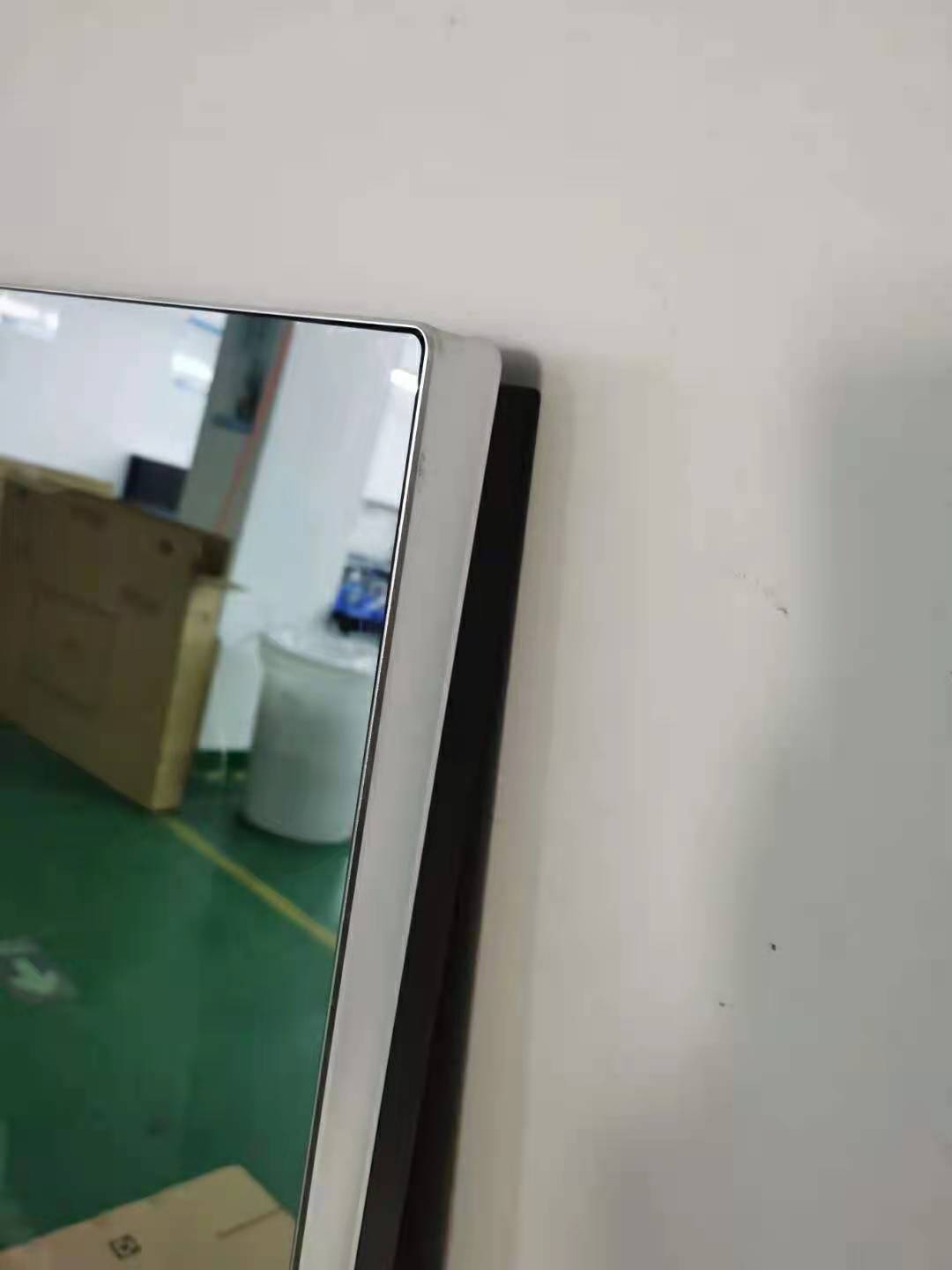 стена 85W 700cd/M2 установила зеркало VESA Signage взаимодействующее PCAP цифров волшебное