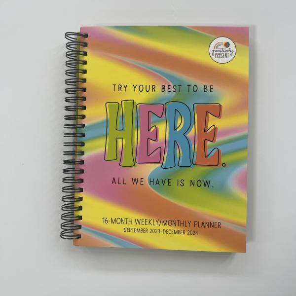 Календарь настенный на заказ с упаковкой склеивания / пробивания отверстий