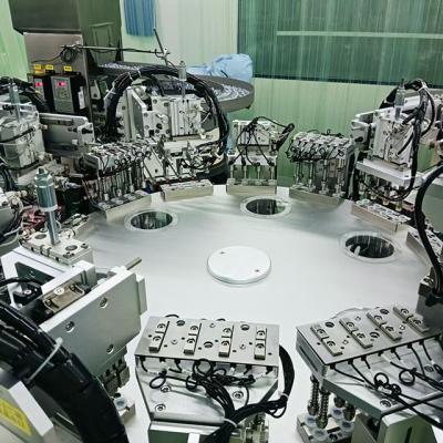 Máquina de montagem automatizada Eurocap, altamente eficiente e estável, com servomotor e disco de fixação.