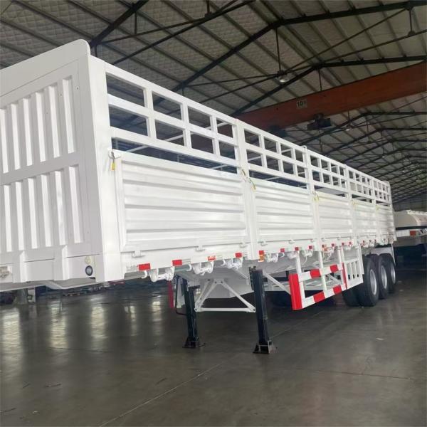 3/4 Axle 60/80 Ton 12R20 Tire Livestock Cargo Fence Semi-Trailer Animal Transport Trailer