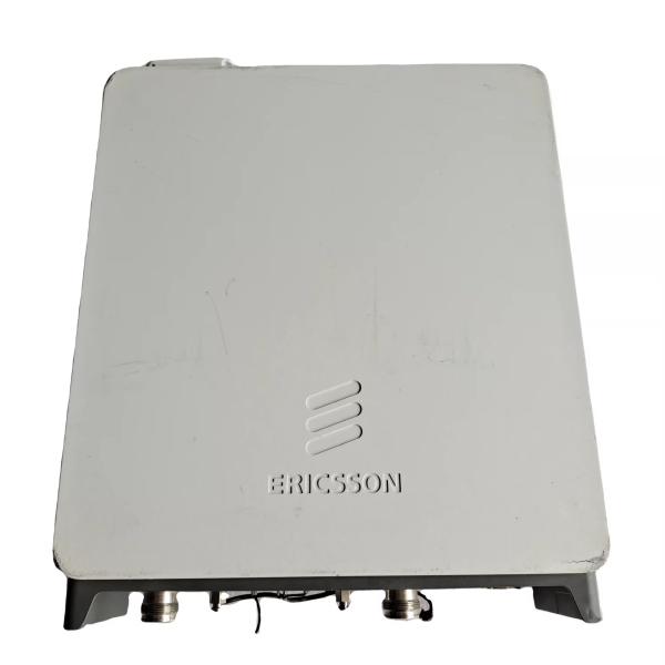 Rru Ericsson KRC 161 262/2 RRUS 12 B8 Pour la station de base de télécommunications