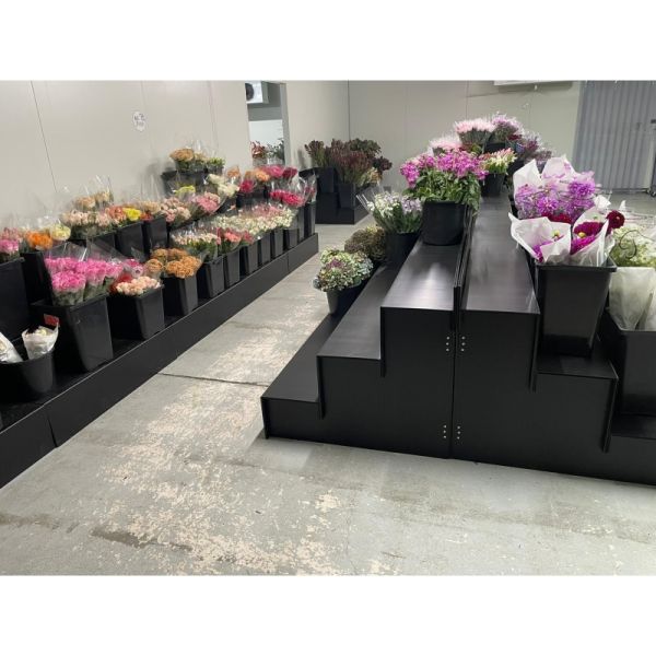 Lightweight, durable display stands for retail, exhibitions, and promotions. Easy to transport, assemble, and reposition, offering stable, space-saving, and attractive product displays.