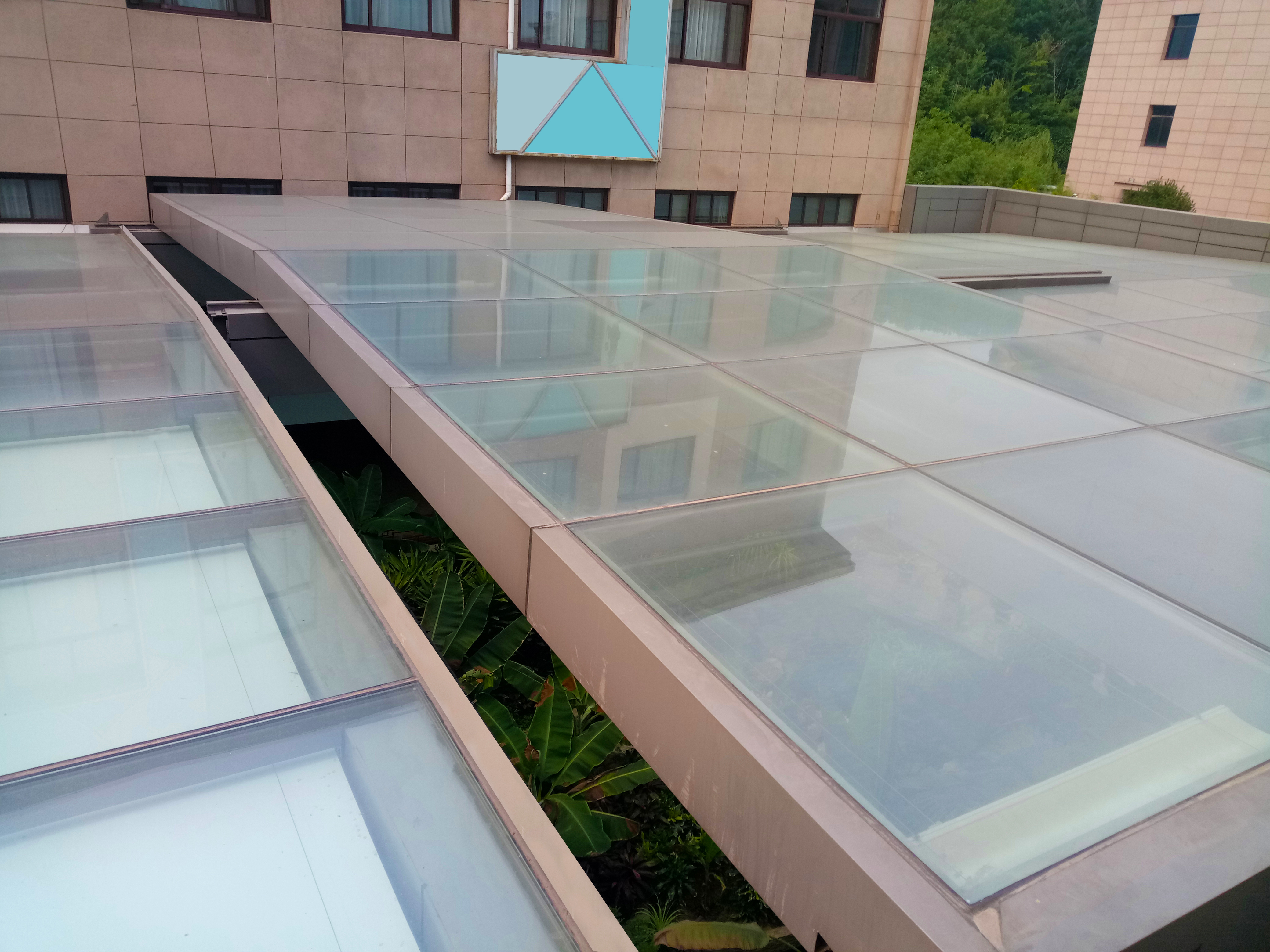 DMP DOUBLE-PITCHED SLIDING SKYLIGHT