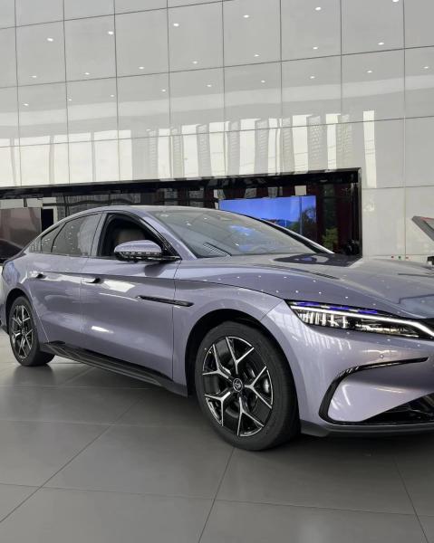 BYD Han EV 4-door 5-seater pure electric 2025 EV 701KM Premium Edition
