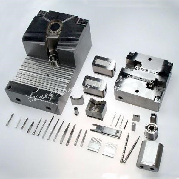 Custom Precision Plastic Injection Molding Parts Auto Connector Mold Cavity Inserts +/-0.01mm Tolerance
