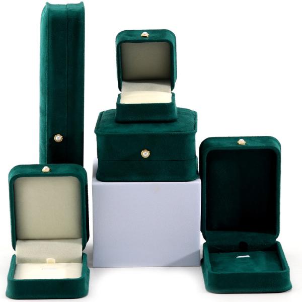 9*9*4,5 cm Boîte à bijoux à anneaux de velours vert pour emballage de boucles d'oreilles de bracelet personnalisé