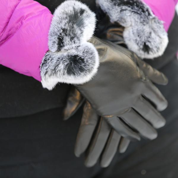Manufacturer customized rabbit fur lined leather gloves
