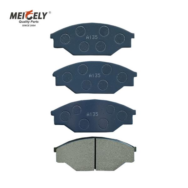 A135 Auto Car Parts Disc Brake Pad 04465-20150 Toyota