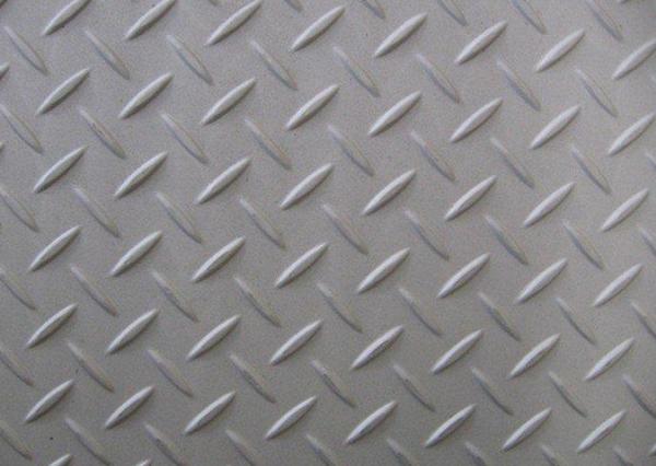 Patterned Steel Plate Hot Rolled With Checkered , Hot Rolled Sheet Metal