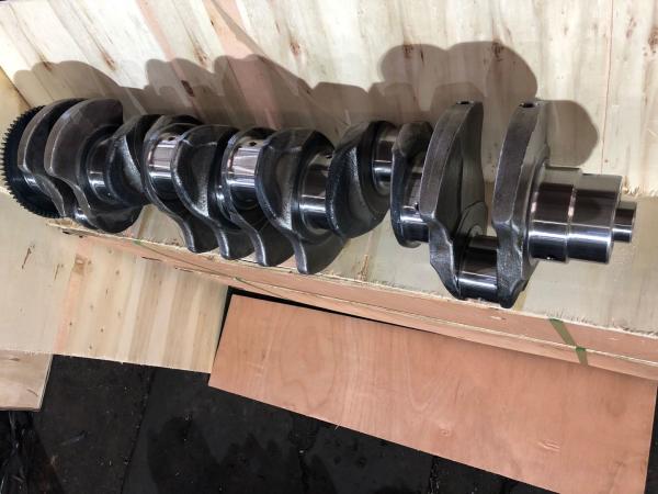 1123107152 Nodular Iron Crankshaft 6wg1 6wg1-XQA01 Diesel Engine Parts