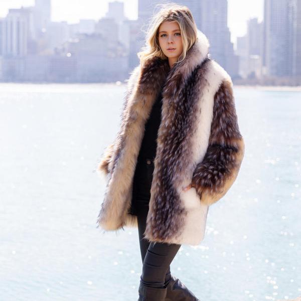 Thick Arctic Wolf Shawl Faux Fur Coat