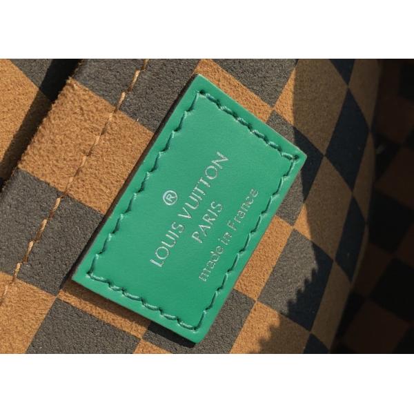 Single Strap Square Leather 20cm Womens Travel Handbag For Ladies