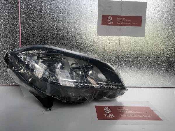 Xenon Right Front Headlight Right Xenon Headlamp 2188204261 For Benz CLS10