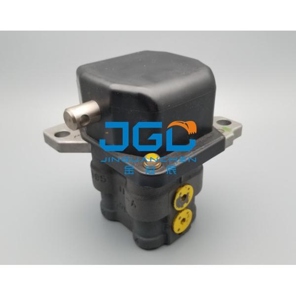 Original EX200-5 EX200-3 EX300-3 EX300-5 EX400-3 EX400-5 Foot Pedal Valve 1024384 For Hitachi Excavator Hydraulic Spare