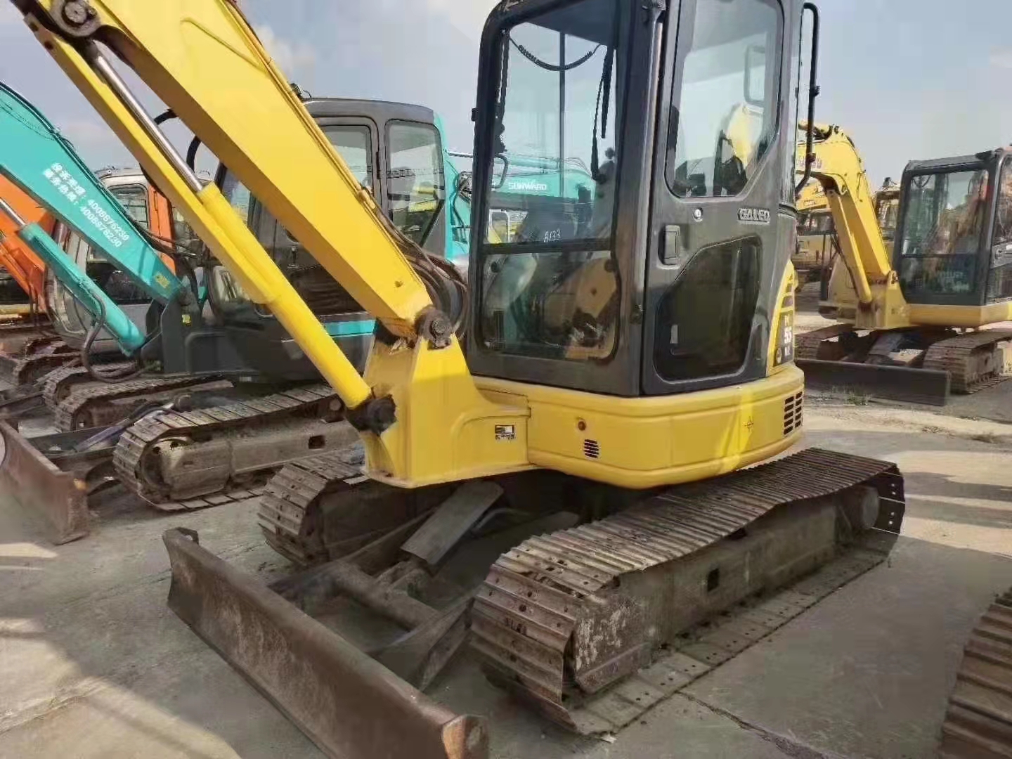 Ремонтированный экскаватор Komatsu PC 55 MR Двигатель 45000kg Мощность для тяжелой работы